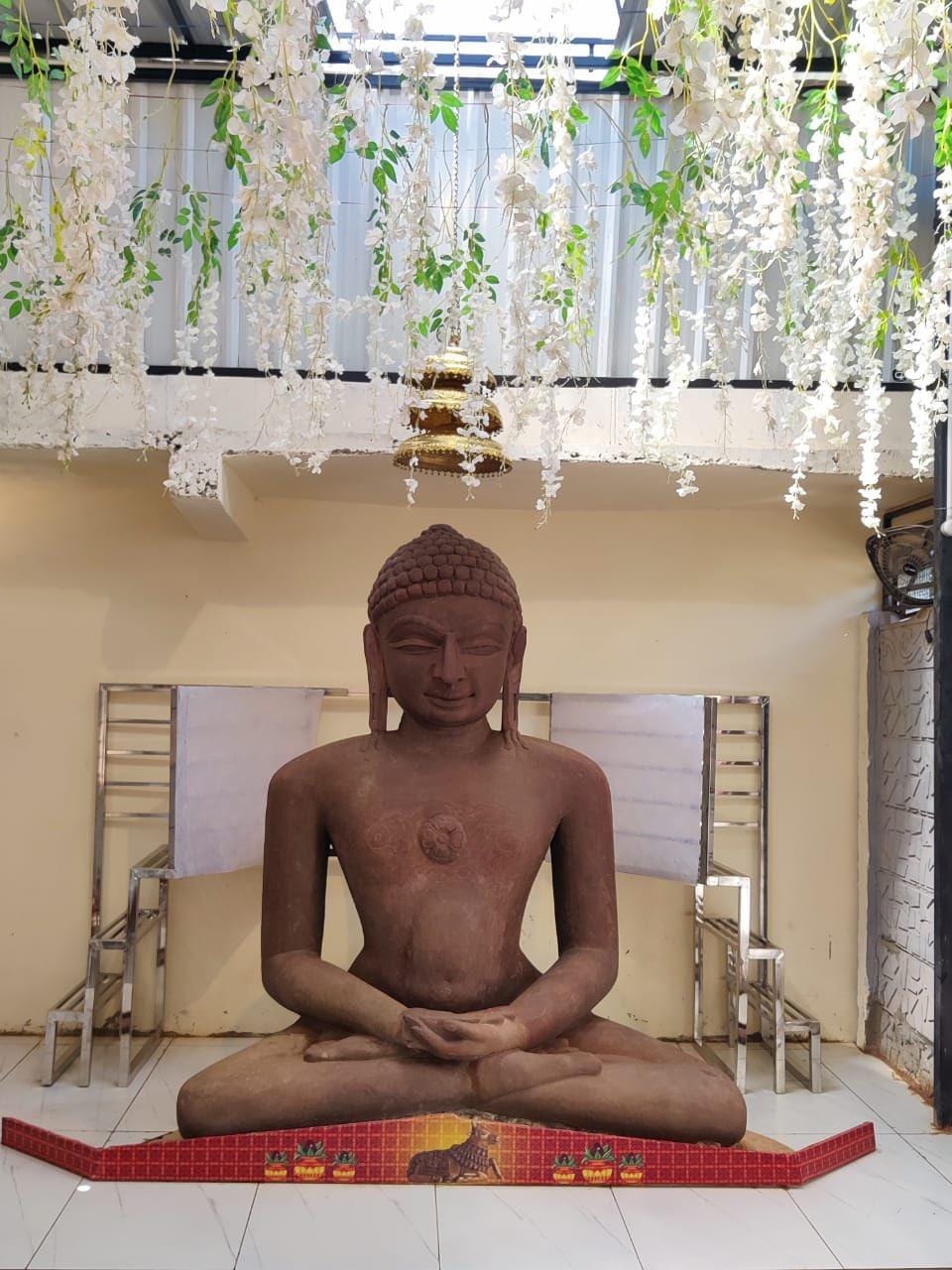 Shri 1008 Adinath Digamber Jain Mandir (Baitha Dev), Tumen, District - Ashoknagar (M.P.) thumbnail 6