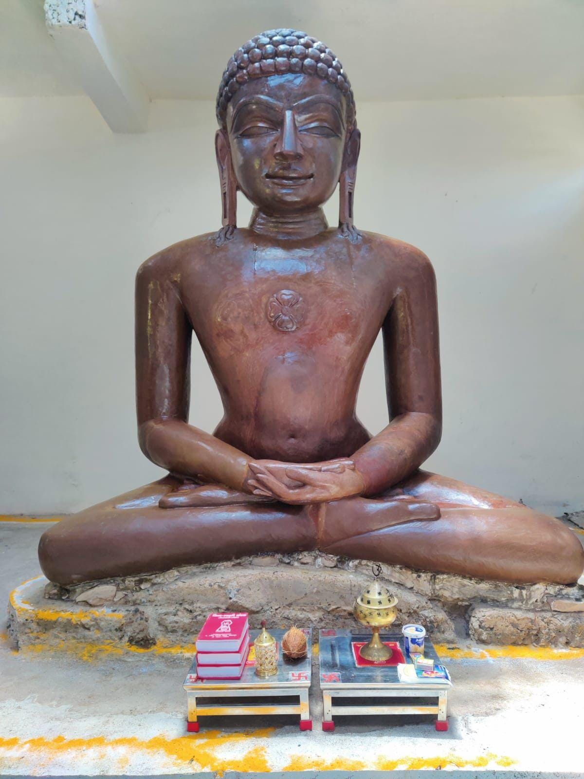 Shri 1008 Adinath Digamber Jain Mandir (Baitha Dev), Tumen, District - Ashoknagar (M.P.) image 8