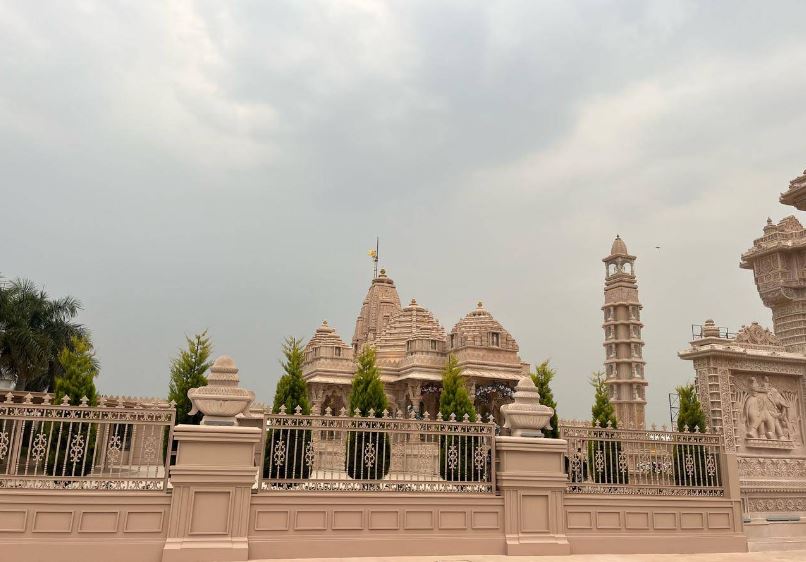 Shri 1008 Sumatinath Digamber Jain Mandir, Sumatidham, Godha Estate, Gandhi Nagar, Indore (M.P.) image 4