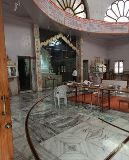Shri 1008 Parshvnath Digamber Jain Mandir, Nai Abadi, Gandhi Ganj, Chhindwara (M.P.) image 4