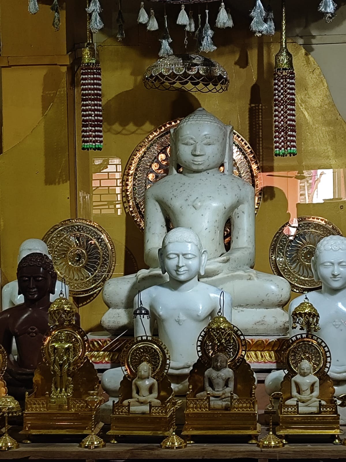 Shri 1008 Suparshvnath Digamber Jain Mandir, Vidhyapuram, Ganj Basoda, District - Vidisha (M.P.) thumbnail 3