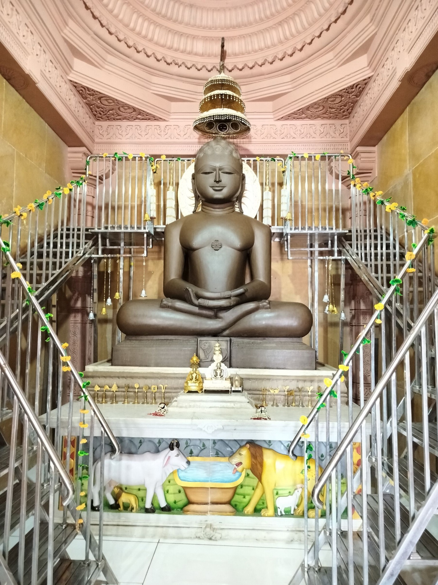 Shri Digambar Jain Bada Mandir, Tada, District - Sagar (M.P.) main image