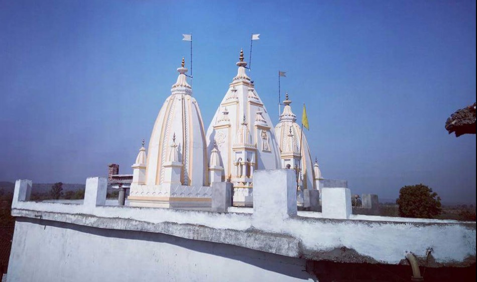 Shri Digambar Jain Mandir, Keolari Kalan, District - Sagar (M.P.) main image