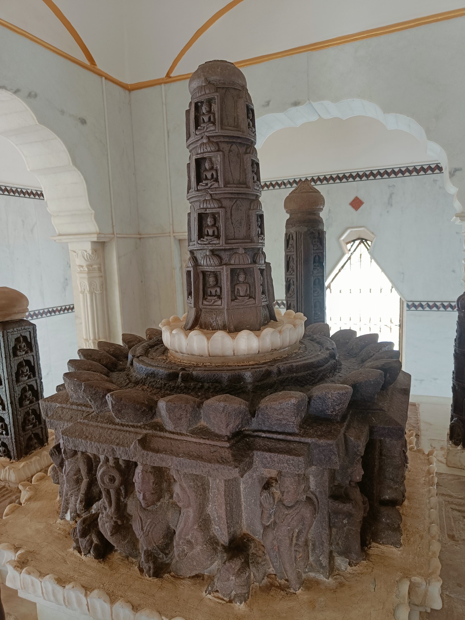 Shri Digamber Jain Atishaya Kshetra Kundalgiri Koni ji,  Koni Kalan, District - Jabalpur (M.P.) image 3