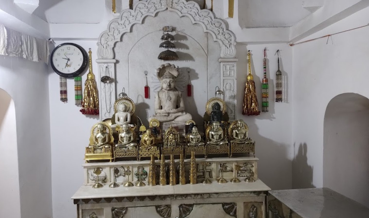 Shri Parshvnath Digamber Jain Mandir, Magarmuna, District - Jabalpur (M.P.) image 3