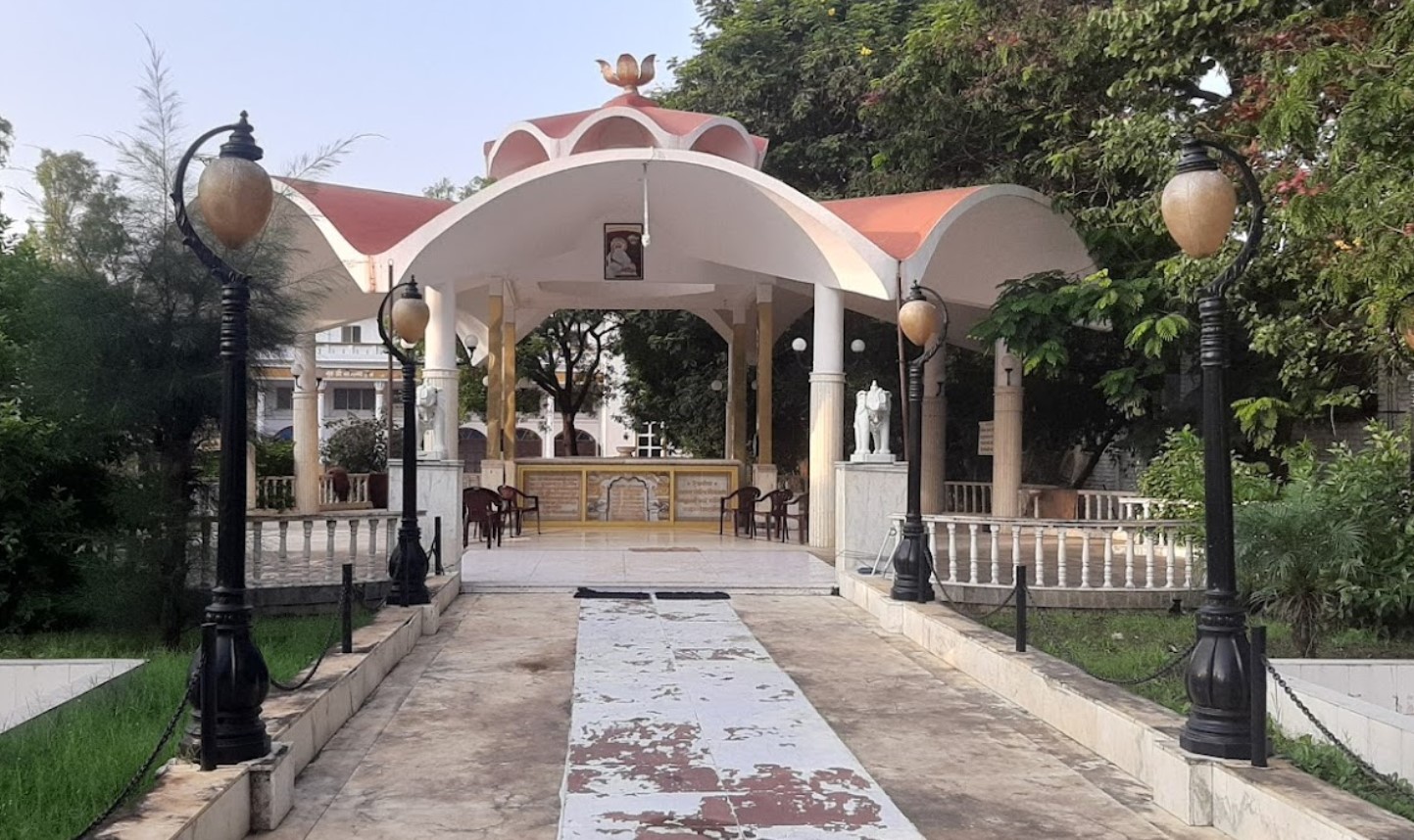 Shri Saubhagya Tirth, Jain Sadhna and Jan Kalyan Parisar, Sagod Road, Ratlam (M.P.) thumbnail 3