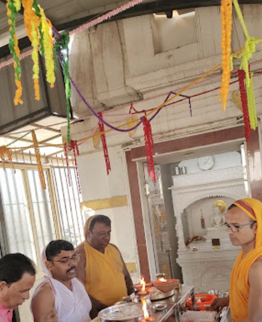 Shri 1008 Adinath Digamber Jain Mandir, Arbuda Nagar, Ahmedabad (Gujarat) image 4