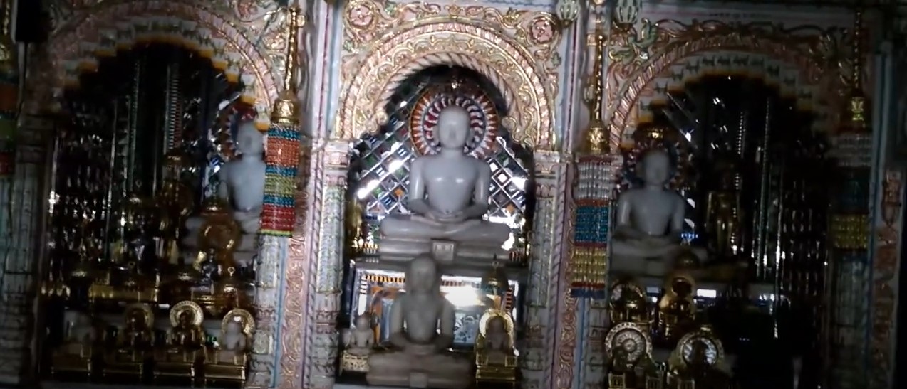 Shri 1008 Chandraprabhu Digamber Jain Mandir, Raja Bilehra, District - Sagar (M.P.) thumbnail 2