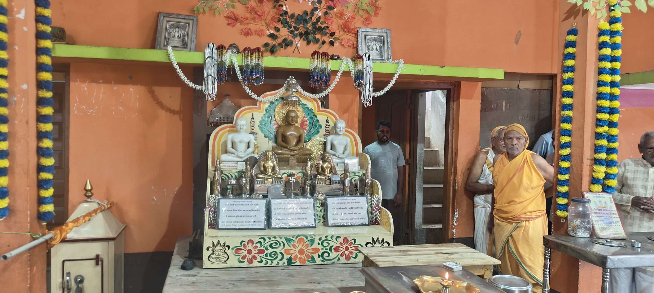 Shri Digamber Jain Mandir, Neelbad, District - Sehore (M.P.) thumbnail 2