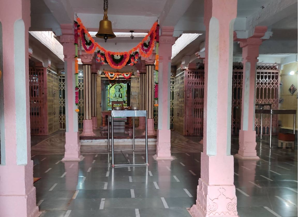 Shri 1008 Parshvnath Digamber Jain Mandir, Malhar Garh, District - Ashoknagar (M.P.) image 2