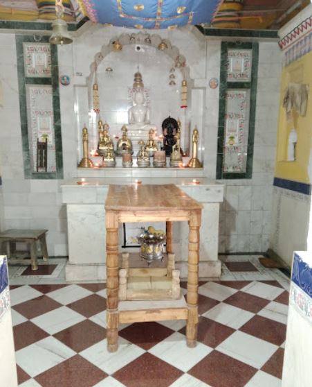 Shri 1008 Chandraprabhu Digamber Jain Mandir Niwar Ji, Nibar, District - Chhatarpur (M.P.) image 5
