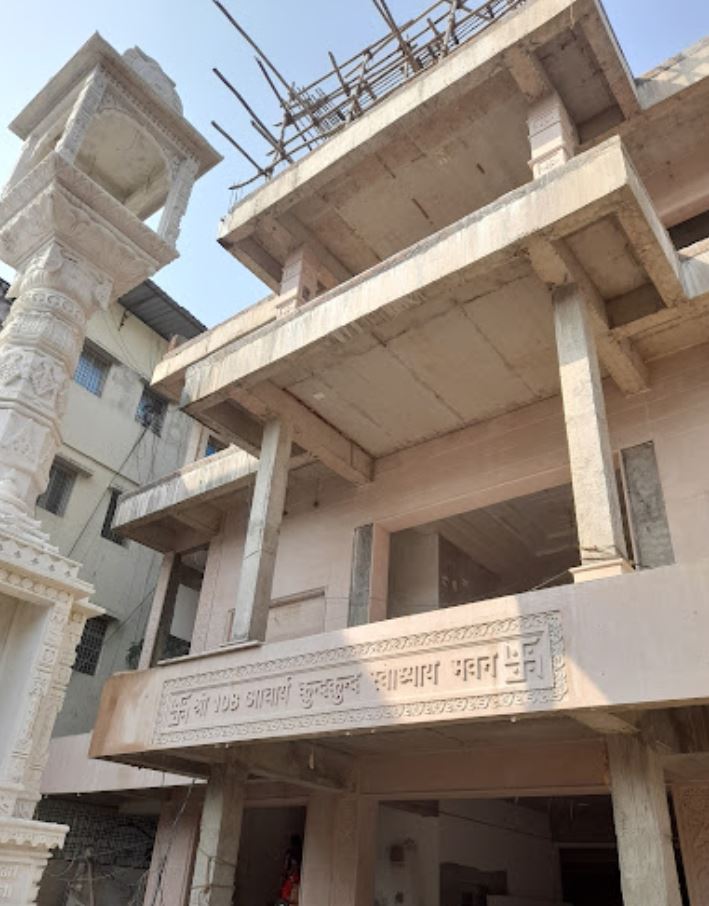 Shri 1008 Mahaveer Swami Digamber Jain Mandir, Dharmayatan, Gol Bazar, Wright Town, Jabalpur (M.P.) image 2