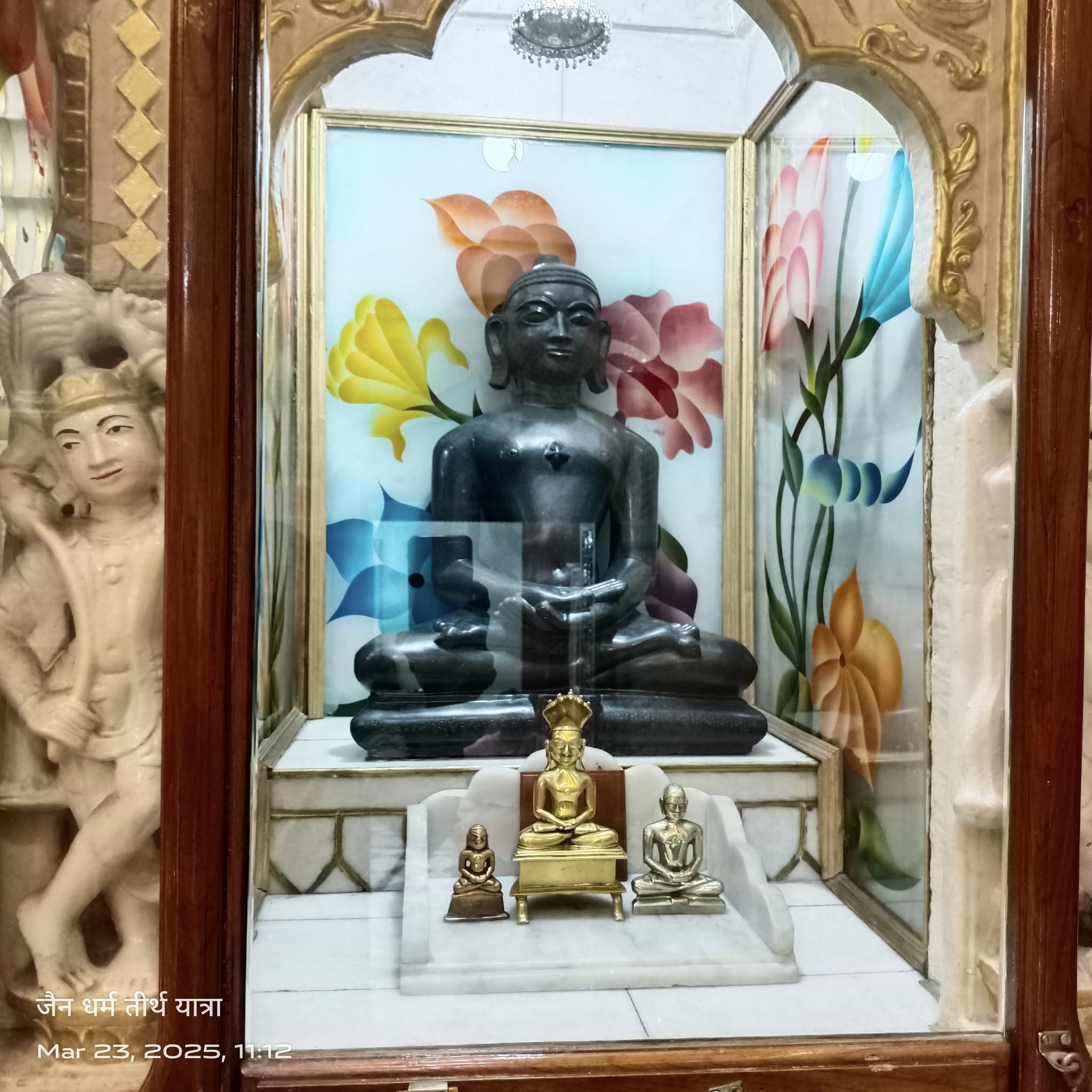 Shri Parshvnath Digamber Jain Mandir Bariyawala, Lal Mandir, Hanumantal Ward, Jabalpur (M.P.) thumbnail 6