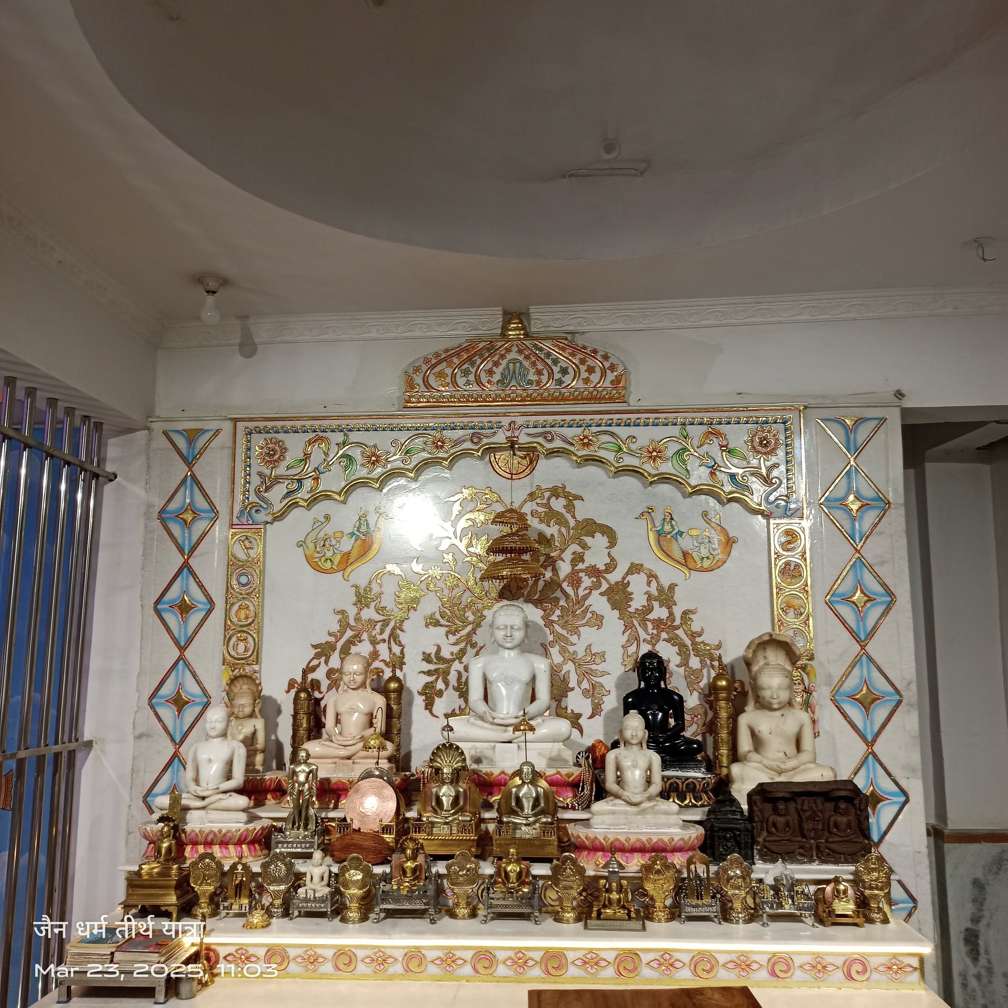Shri Parshvnath Digamber Jain Mandir Bariyawala, Lal Mandir, Hanumantal Ward, Jabalpur (M.P.) image 15