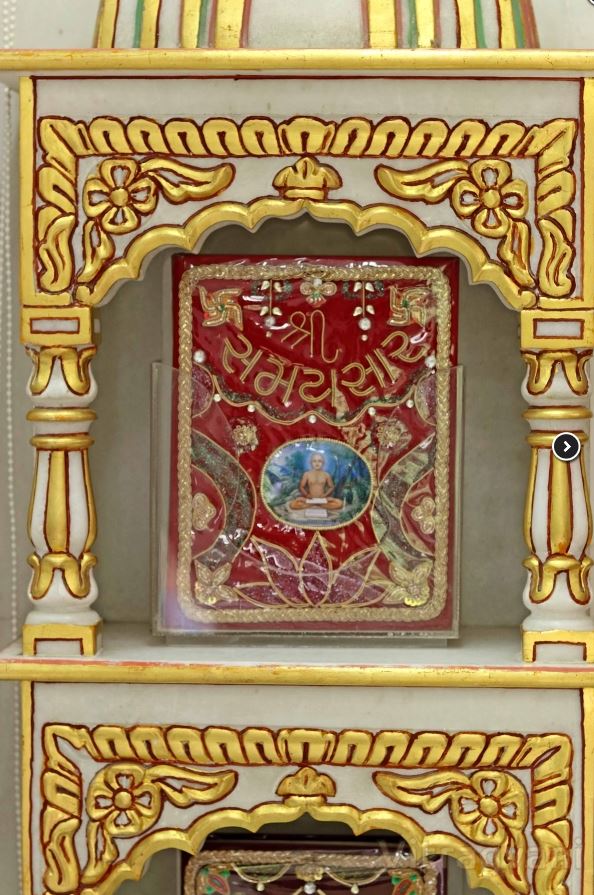 Shri Mahaveer Swami Kundkund Kahan Digamber Jain Mumukshu Trust, Sardar Vallabhbhai Patel Road, Borivali West, District-Mumbai Suburban (Maharashtra) image 4