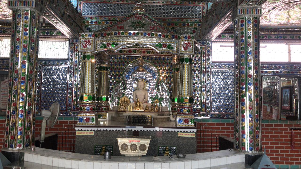 Shree Shantinath Digamber Jain Kaanch Mandir, Shivaji Nagar, Shirdi, District-Ahmednagar image 6