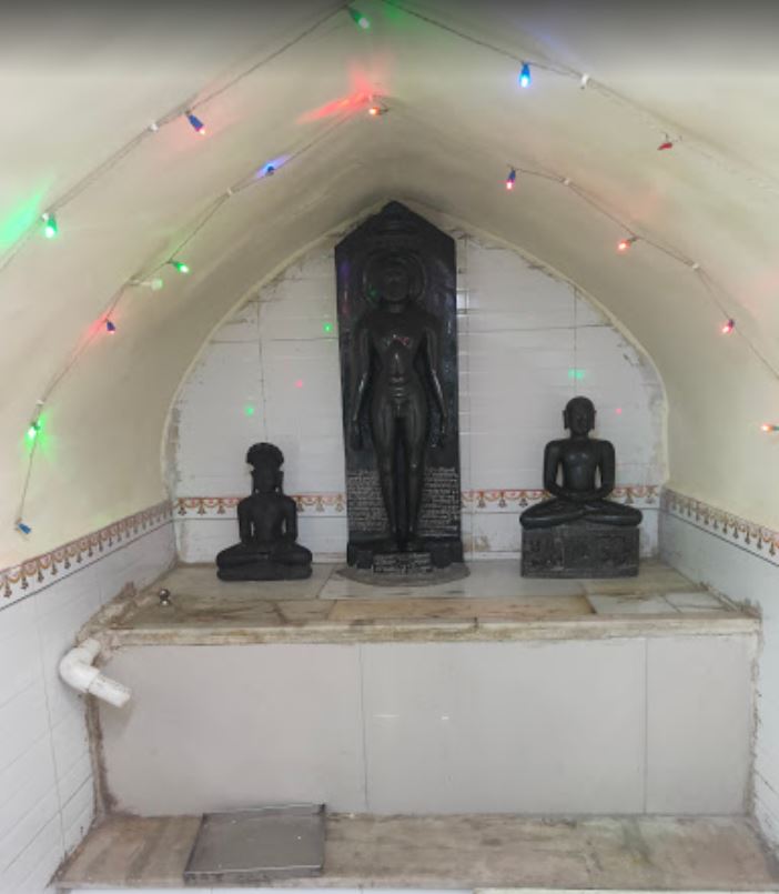 1008 Shri Chandranath Swami Digamber Jain Mandir, Qazipura, Karanja, District - Washim (Maharashtra) image 3