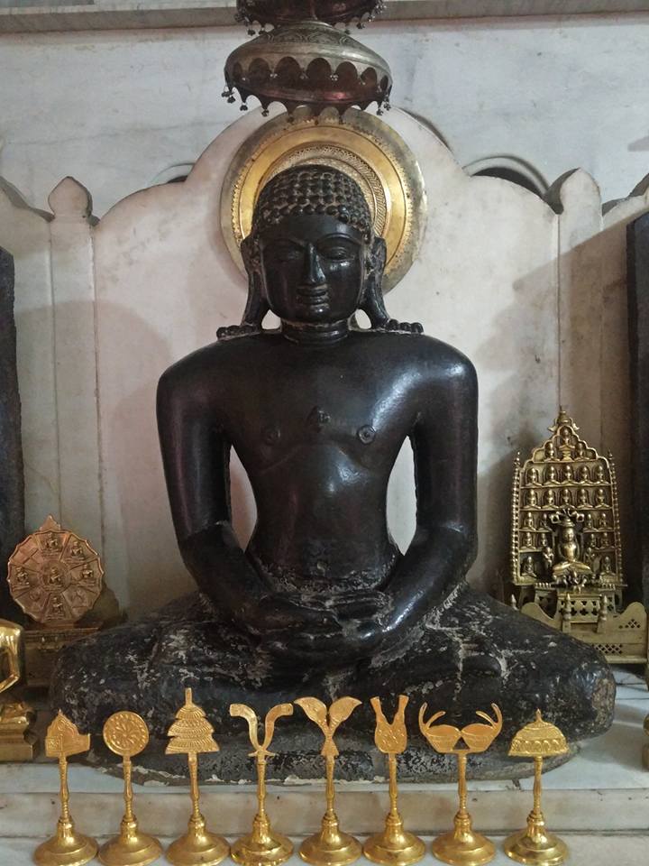 1008 Shri Neminath Digamber Jain Mandir Atishaya Kshetra, Main Road, Borgaon Manju, District. – Akola (Maharashtra) thumbnail 3