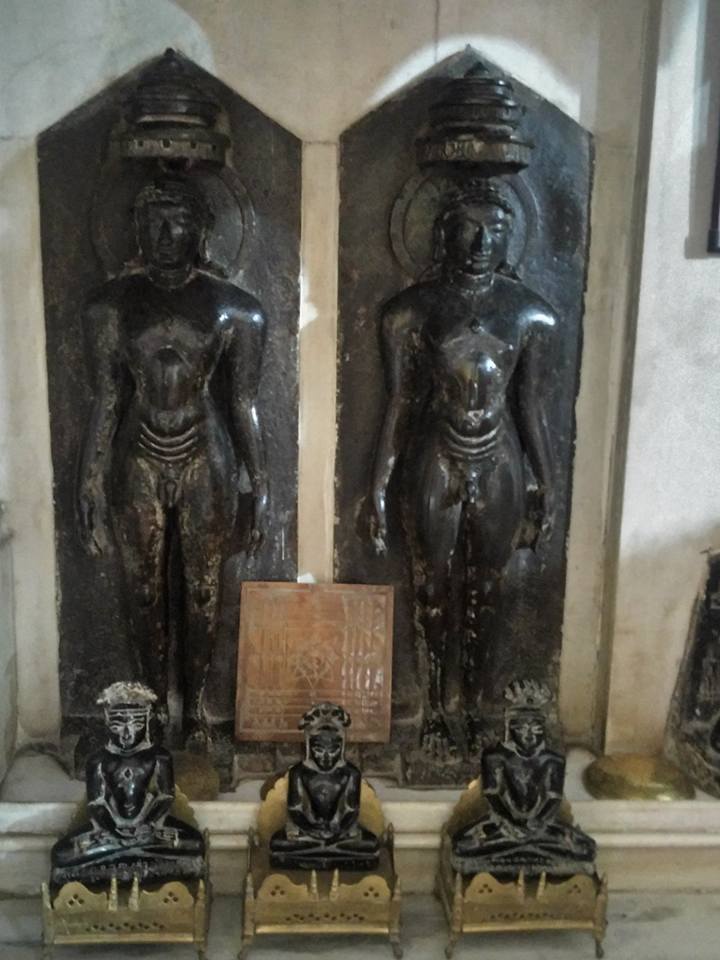 1008 Shri Neminath Digamber Jain Mandir Atishaya Kshetra, Main Road, Borgaon Manju, District. – Akola (Maharashtra) thumbnail 4