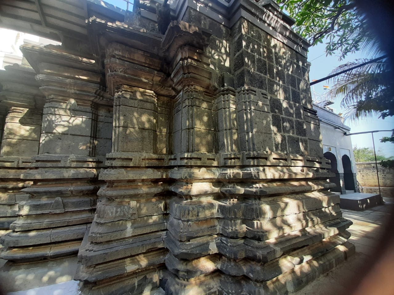 Shri 1008 Parshvnath Digambar Jain Mandir Atishaya Kshetra, Sawargaon (Koti), District - Osmanabad (Maharashtra) image 9