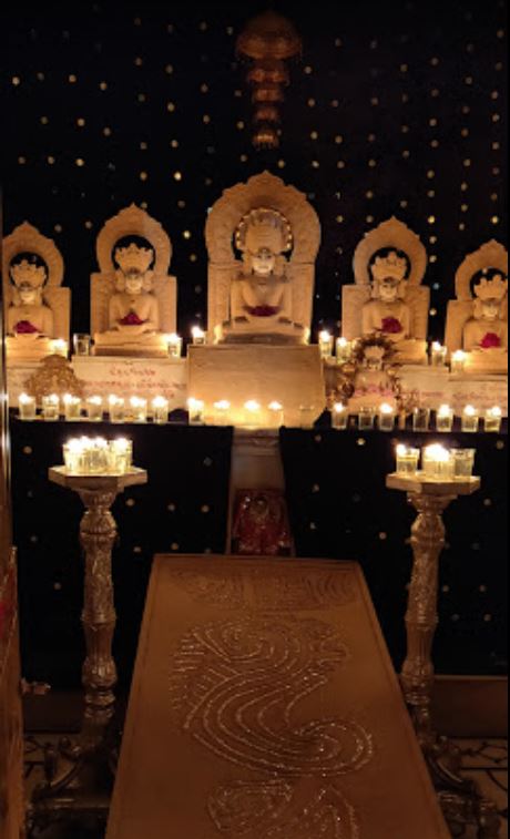 Shri Chintamani Parshvnath Jain Mandir, Aarey Road, Jawahar Nagar, Goregaon West, District-Mumbai Suburban (Maharashtra) image 5