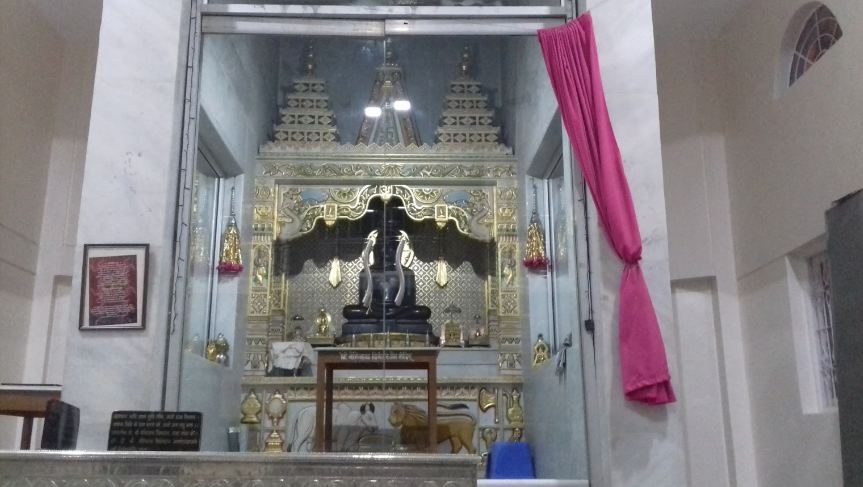 Shri Digamber Jain Mandir, Agarkar Mala, Ahmednagar (Maharashtra) image 2