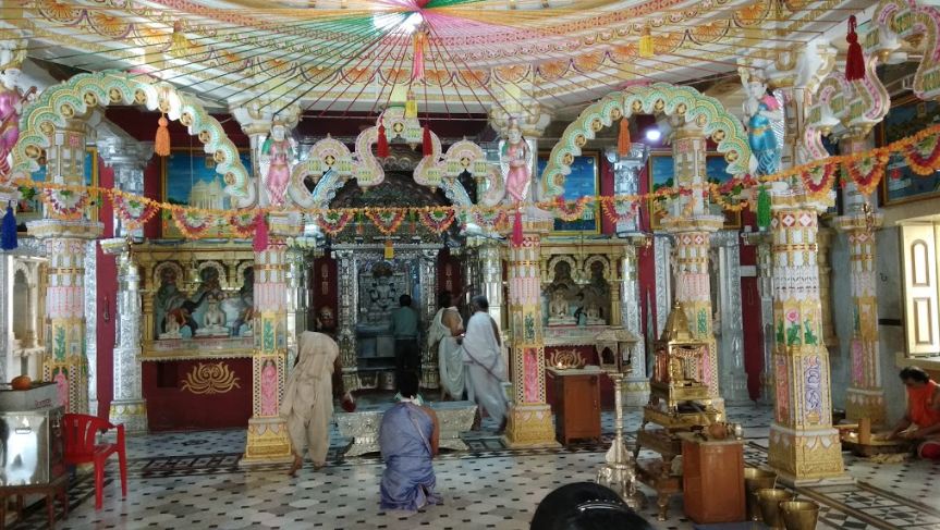 Shri Sambhavnath Jain Derasar, Nalegaon, Ahmednagar (Maharashtra) image 3