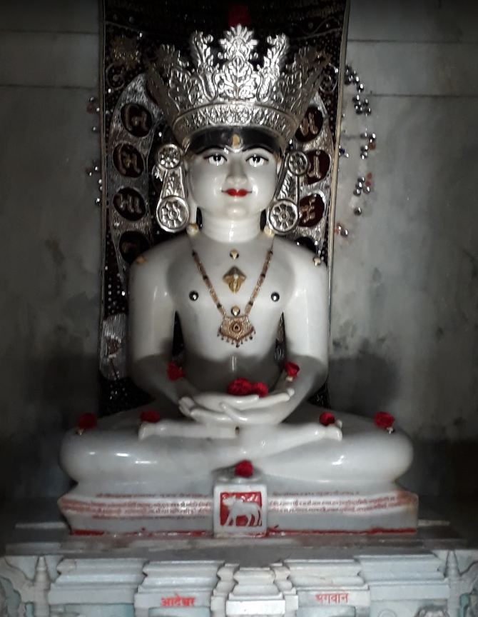 Shri Adinath Shwetamber Jain Mandir, Sai Nagar, Shirdi, District-Ahmednagar (Maharashtra) image 3