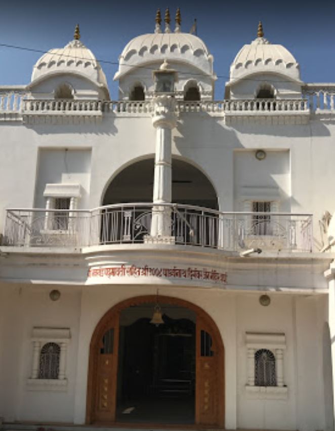 Shri Navkhand Padmawati and Shri 1008 Parshvnath Digamber Jain Mandir, Sindhi Meghe, Wardha (Maharashtra) image 1