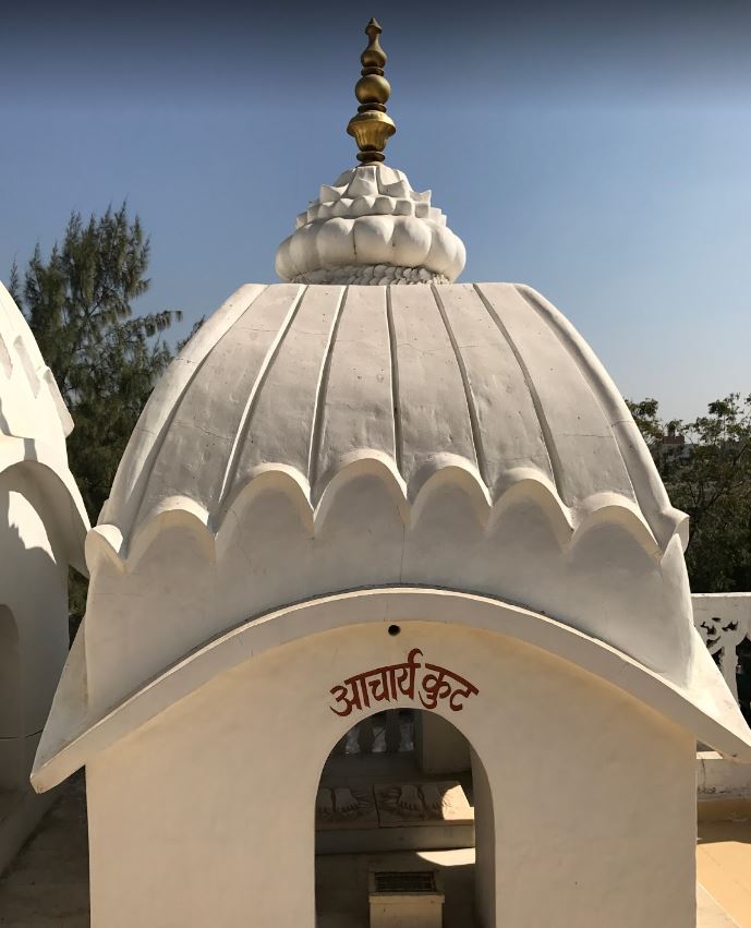 Shri Navkhand Padmawati and Shri 1008 Parshvnath Digamber Jain Mandir, Sindhi Meghe, Wardha (Maharashtra) image 5