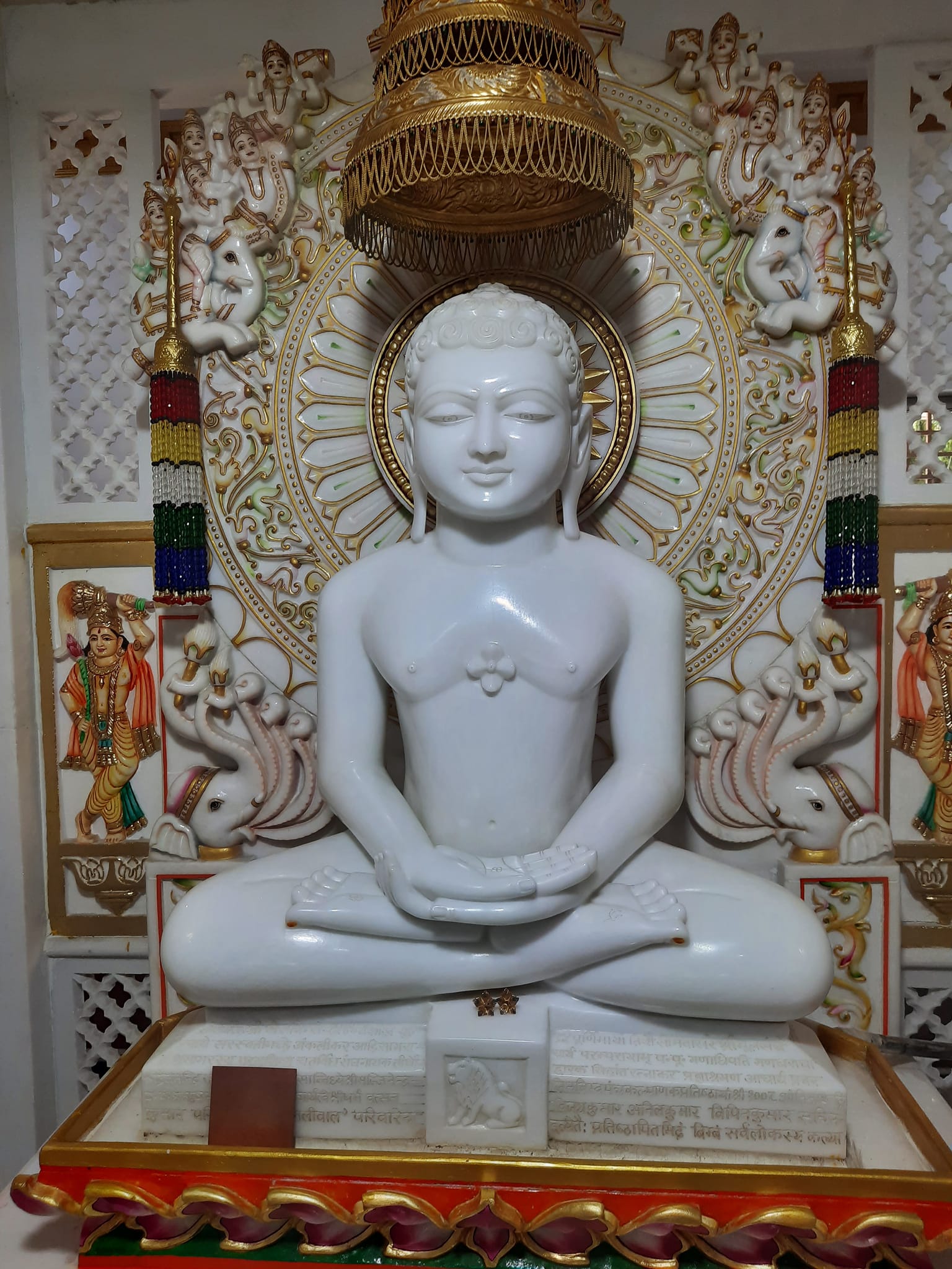 Shri 1008 Shantinath Digamber Jain Mandir, Visavanagar Colony, Vishnu Nagar, Nanded (Maharashtra) thumbnail 4