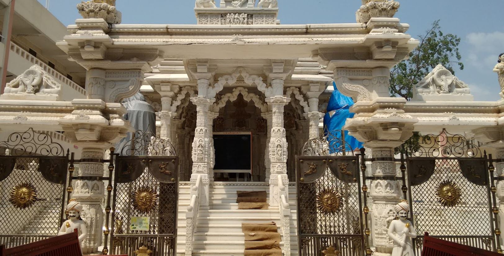 Shri Jhagadia Jain Shwetamber Derasar, Jhagdia Tirth, Jhagadia, District -Bharuch (Gujarat) image 3