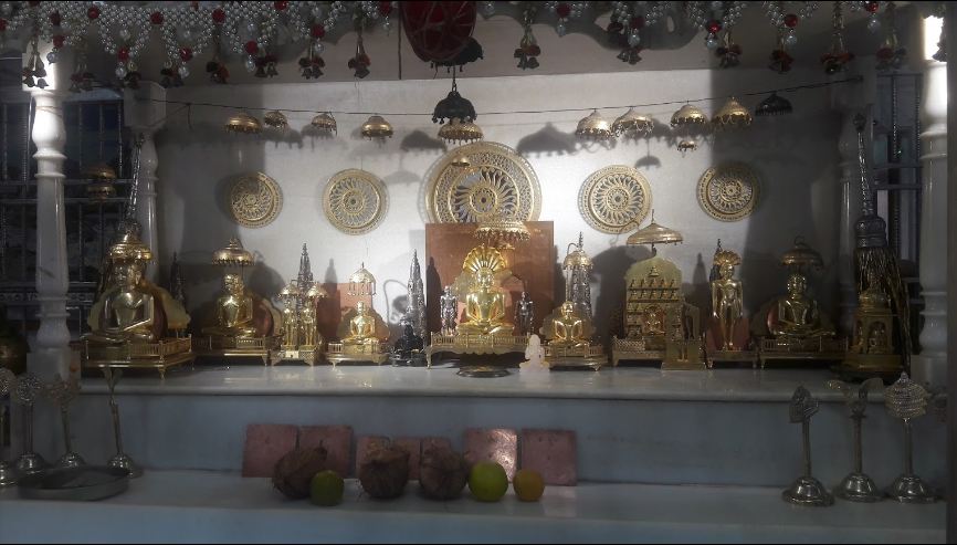 Shri 1008 Parshvnath Digamber Jain Mandir, Nemnath Housing Society, Vile Parle East, District - Mumbai Suburban (Maharashtra) image 1