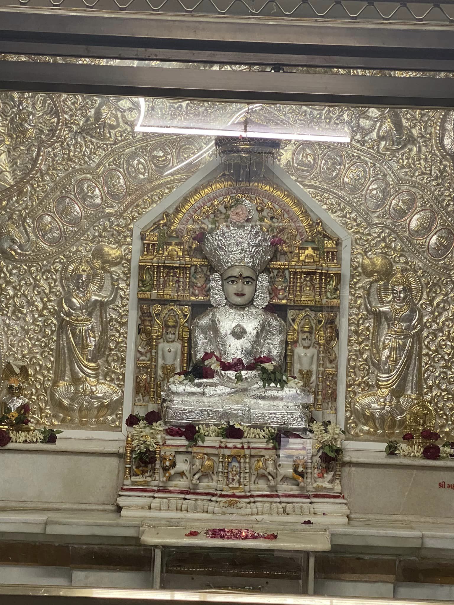 Shri Vimalnath Jinalaya, Navpada, Vile Parle East, District - Mumbai Suburban (Maharashtra) image 4