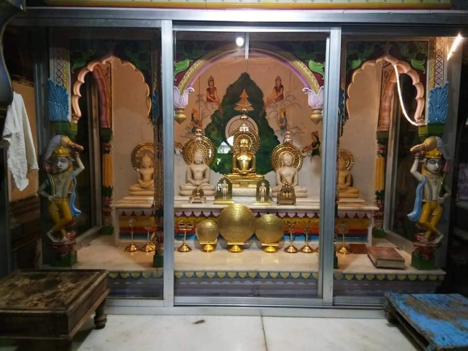 Shri Digamber Jain Mandir, Maibai Ward, Arvi, District-Wardha (Maharashtra) thumbnail 4