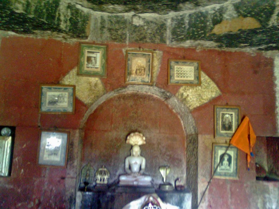 Shri 1008 Bhagwan Parshvnath Digambar Jain Mandir, Tadsar, District-Sangli (Maharashtra) image 3
