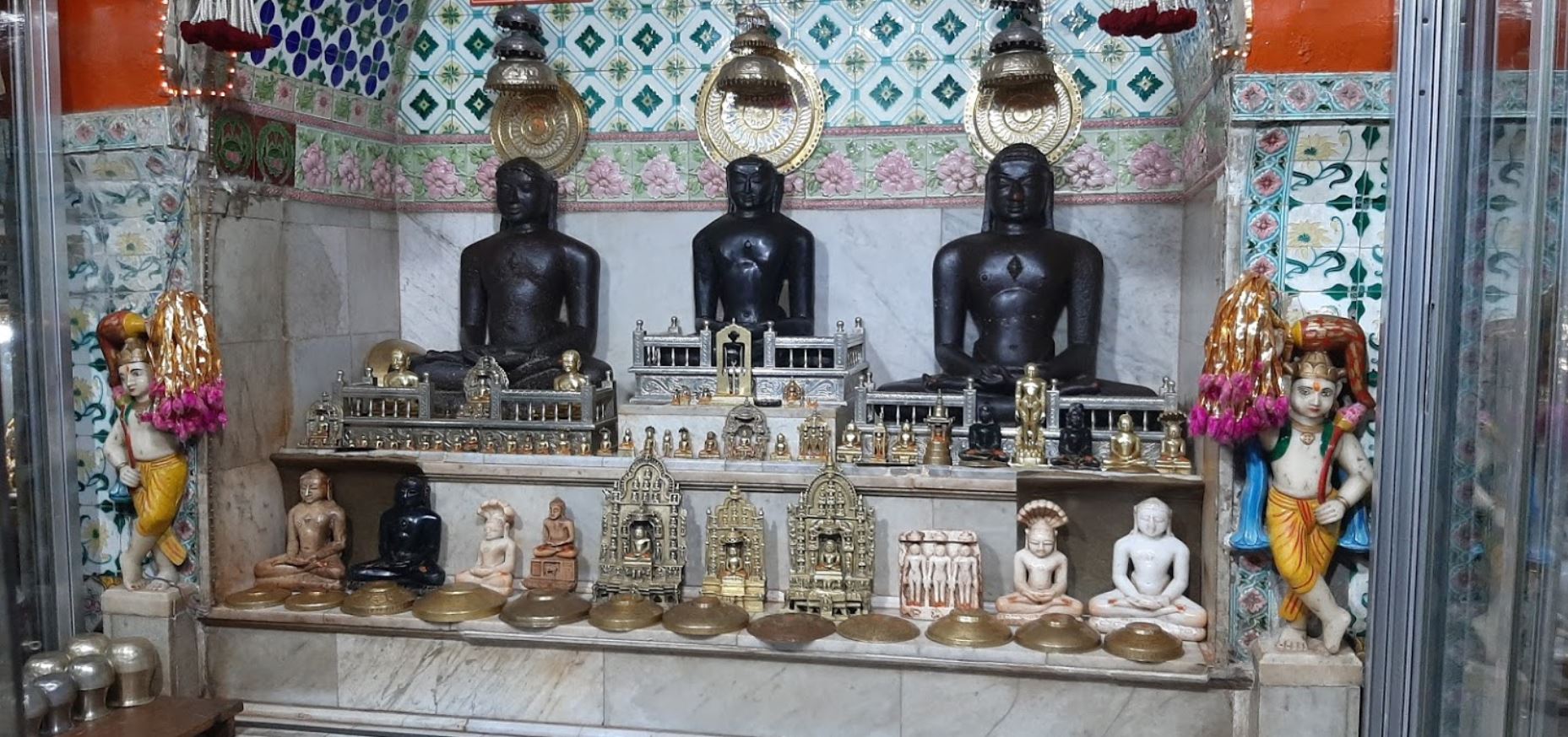 Shri 1008 Chandraprabhu Digamber Jain Atishaya Kshetra, Mandal, District-Jalgaon (Maharashtra) image 4