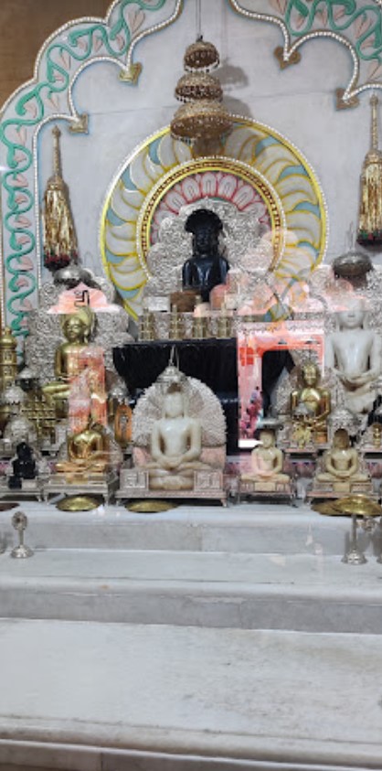 Shri Parshvnath Digamber Jain Khandelwal Mandir, Juni Shukrawari, Nagpur (Maharashtra) thumbnail 6