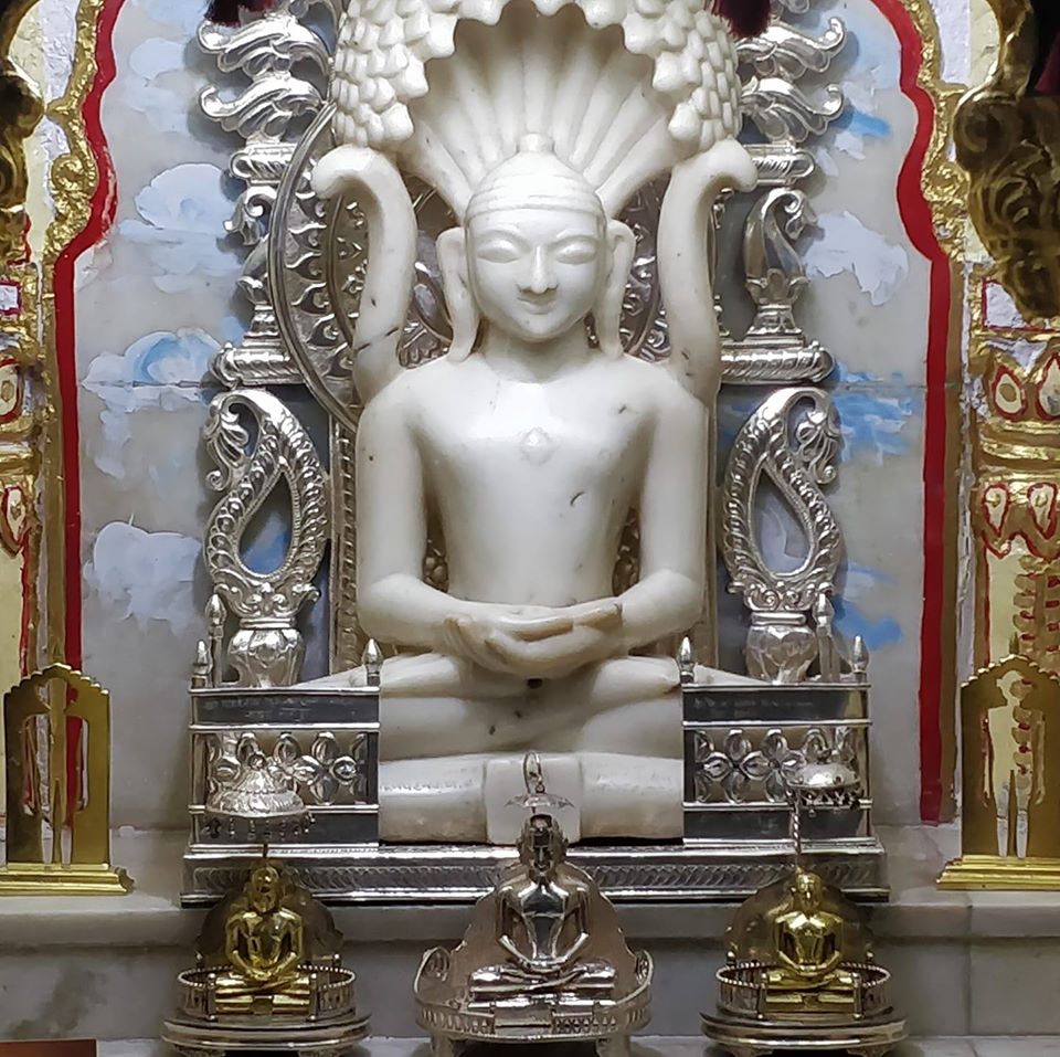 Shri Parshvnath Digamber Jain Mandir, Sadar, Nagpur (Maharashtra) image 4