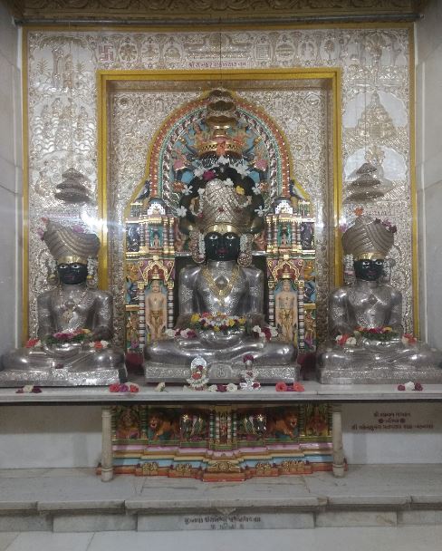 Shri Bavan Jinalaya Jain Derasar, Bhayandar West, Mira Bhayandar, Thane (Maharashtra) image 3