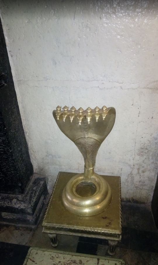 Shri Parshvnath Digamber Manstambh Jin Mandir, Papachi Tikati, Kolhapur (Maharashtra) image 11