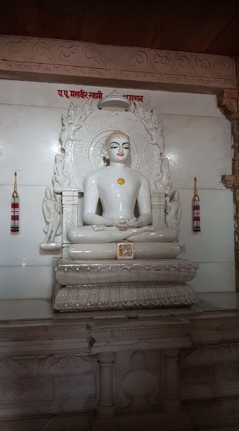 Shri Dinesh Bhai Modi Bhagwan Mahaveer Jinalaya, Karla, Lonavala, District-Pune (Maharashtra) image 3