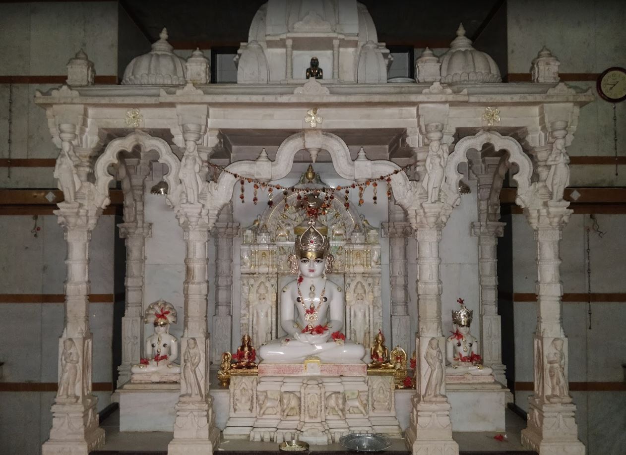 Shri Sheetalnath Shwetamber Jain Mandir,  Sadhana Society, Trimurthy Colony, Hadapsar, Pune (Maharashtra) image 4