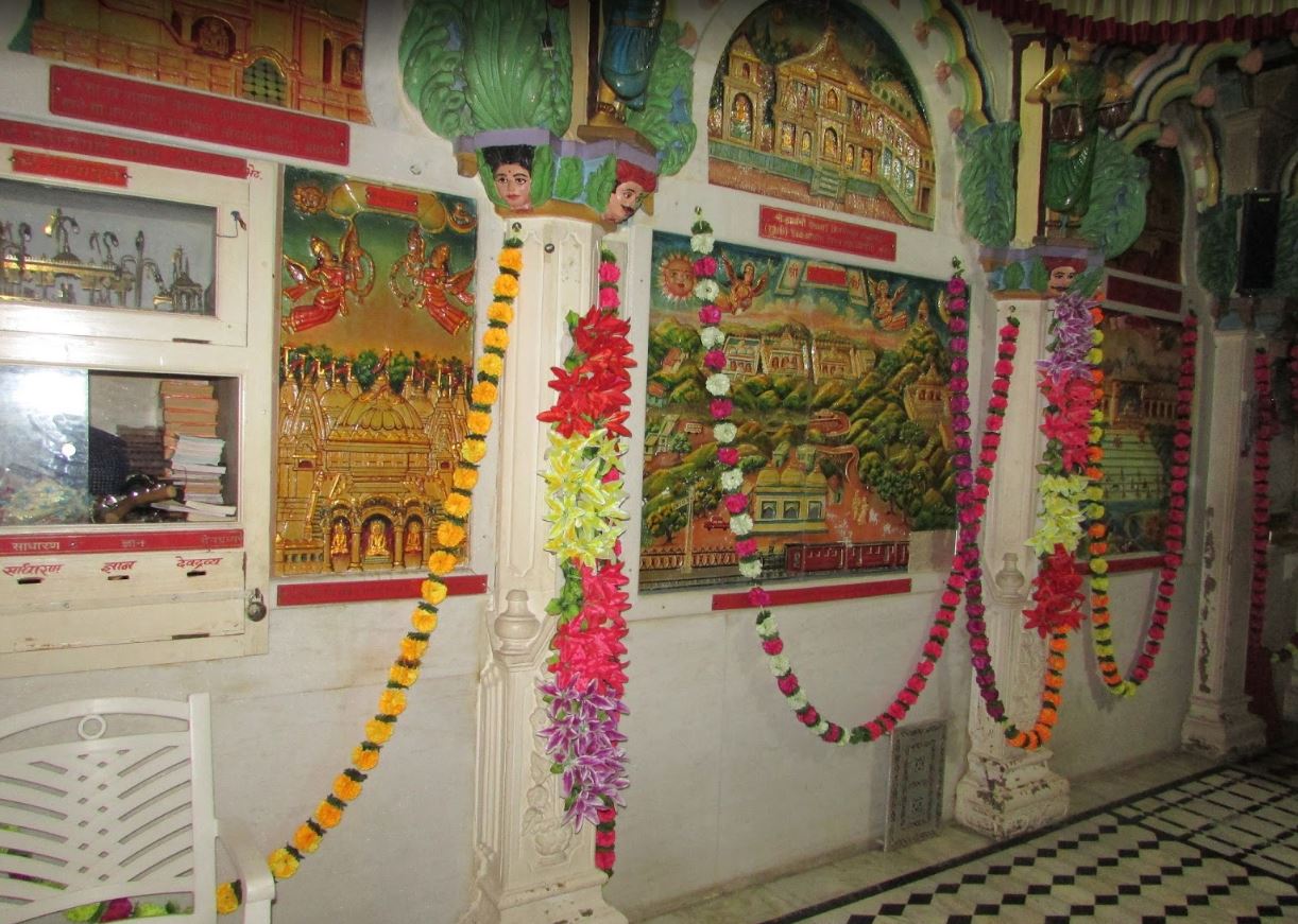 Shri Shantinath Jain Derasar KDO, Parola, District-Jalgaon (Mahrashtra) image 3