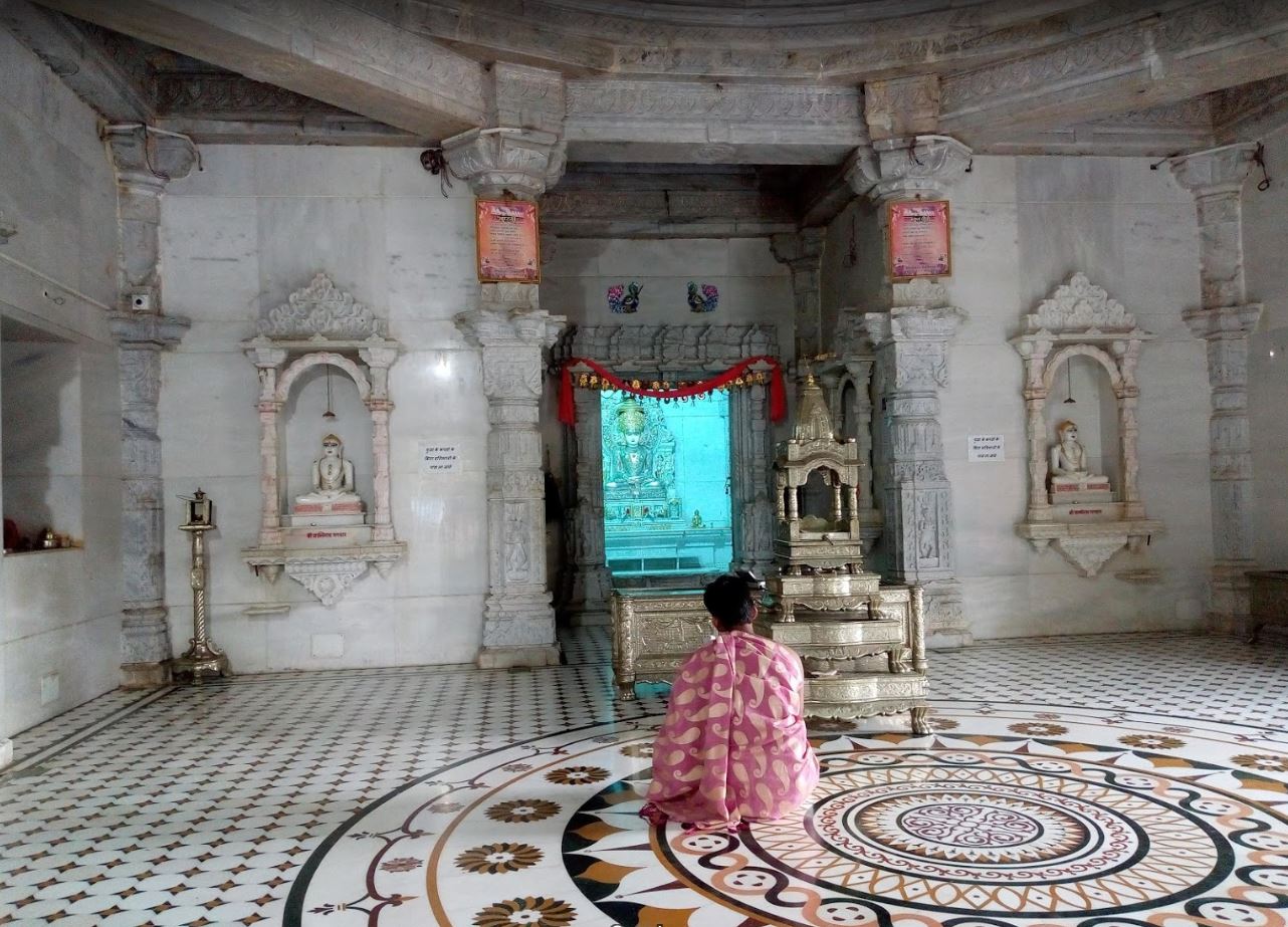 Shri Vasupujya Swami Jain Derasar, SMJV, Deccan Gymkhana, Pune (Maharashtra) image 3