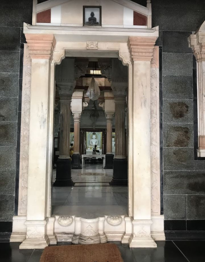Shri 1008 Parshvnath Digamber Jain Mandir, Kalbadevi, Mumbai (Maharashtra) image 4