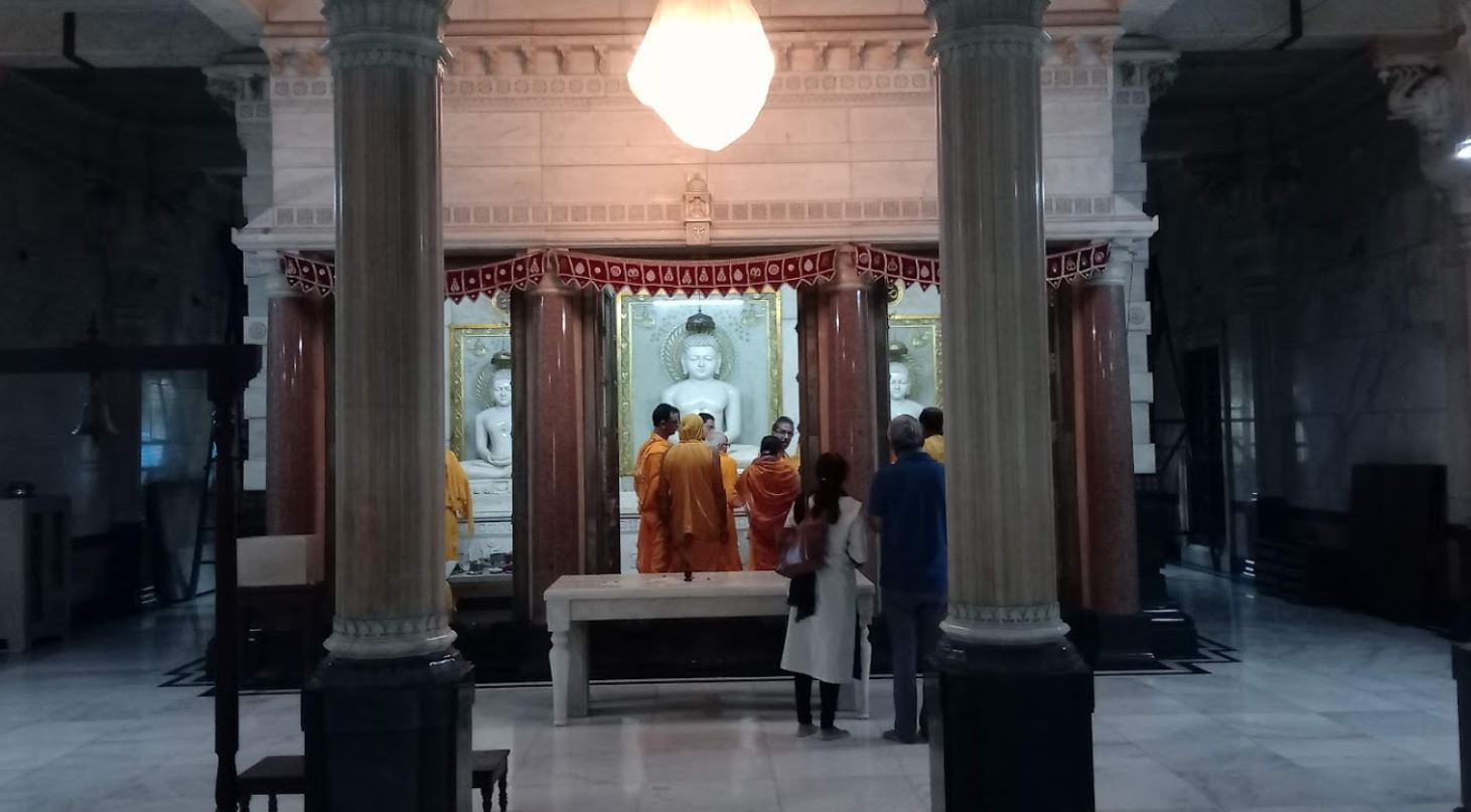 Shri 1008 Parshvnath Digamber Jain Mandir, Kalbadevi, Mumbai (Maharashtra) image 6