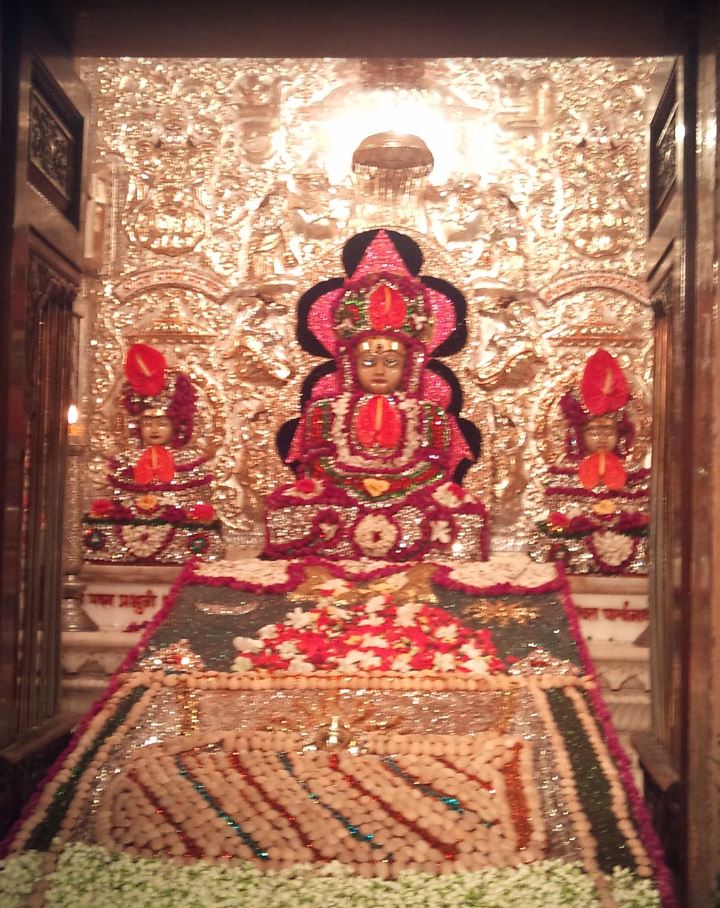 Shri Shantinath Bhagwan Jain Shwetamber Derasar, Opposite Kabutar Khana, Dadar West, Dadar, Mumbai (Maharashtra) image 5