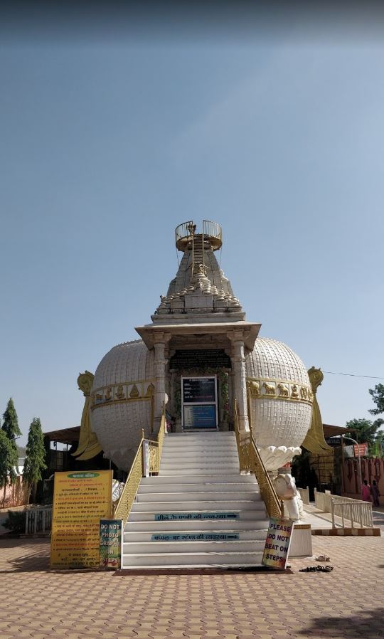Shri Shankeshwar Parshvnath Tirth Dham, Kalash Mandir, Talegaon Dabhade, District-Pune (Maharashtra) image 3
