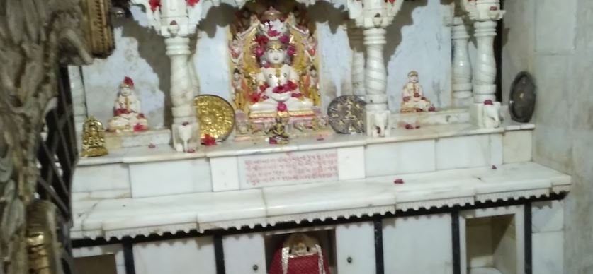 Shri Jain Shwetamber Adishwar Bhagwan Mandir, Keshav Nagra, Solapur (Maharashtra) image 2